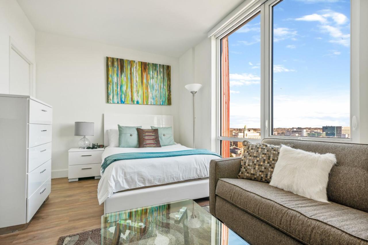 Global Luxury Suites Downtown وايت بلينز الغرفة الصورة